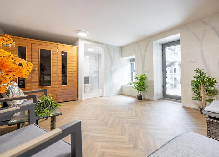Boutique Stays At 56